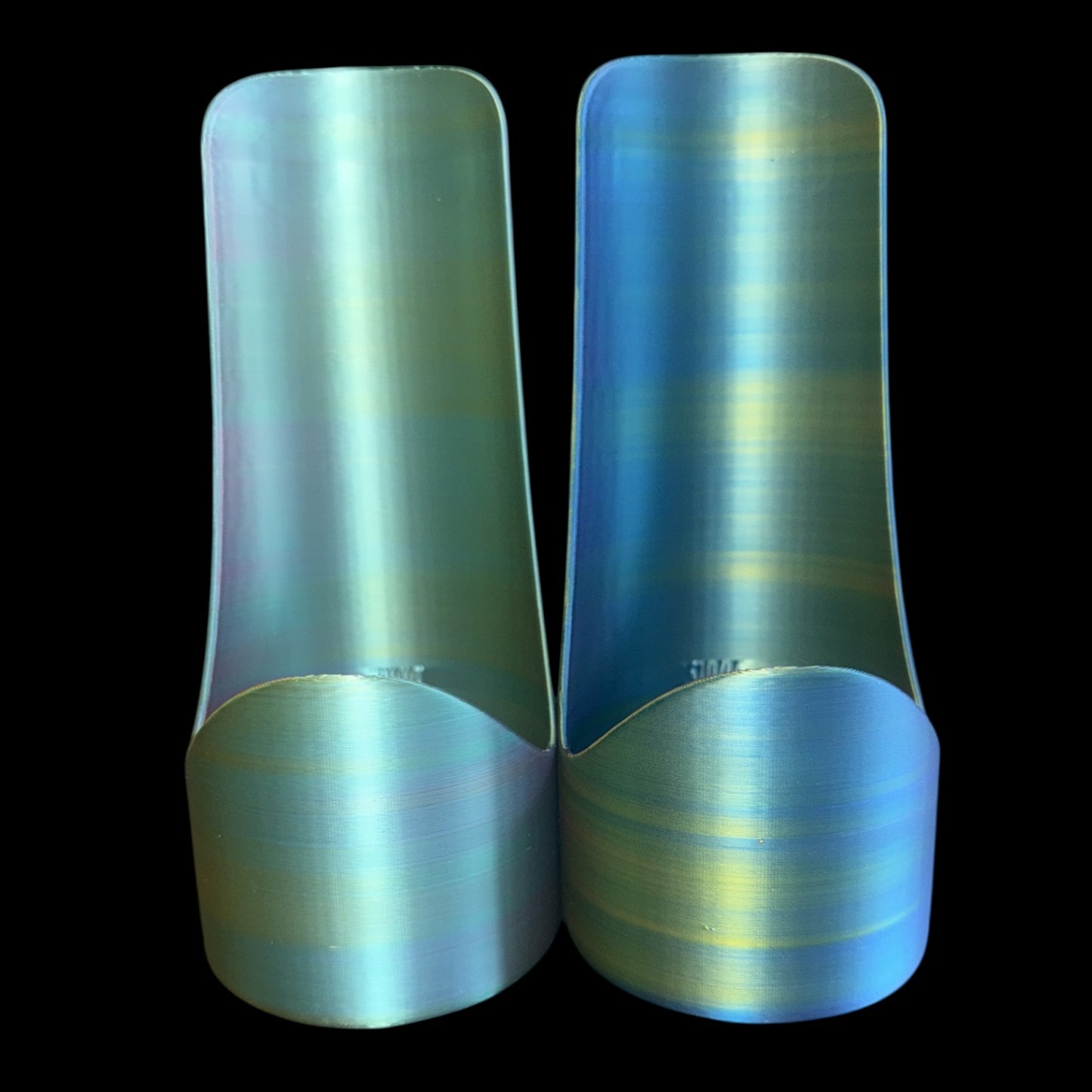 ✨😊✨ MYSTERY COLOR “DRINKY thing” in three different sizes ✨😊✨ These colors are absolutely incredible, check out the pictures. Fun and unique gift!